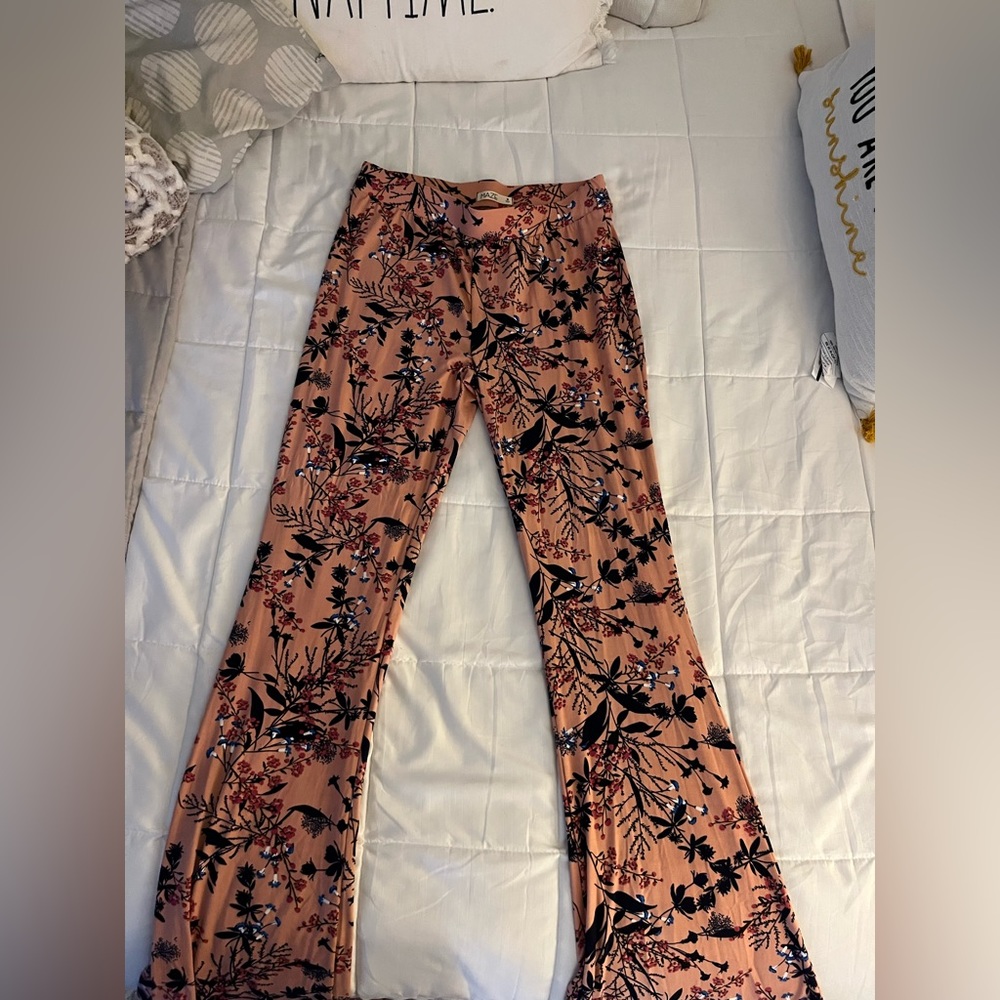 soft flare leggings